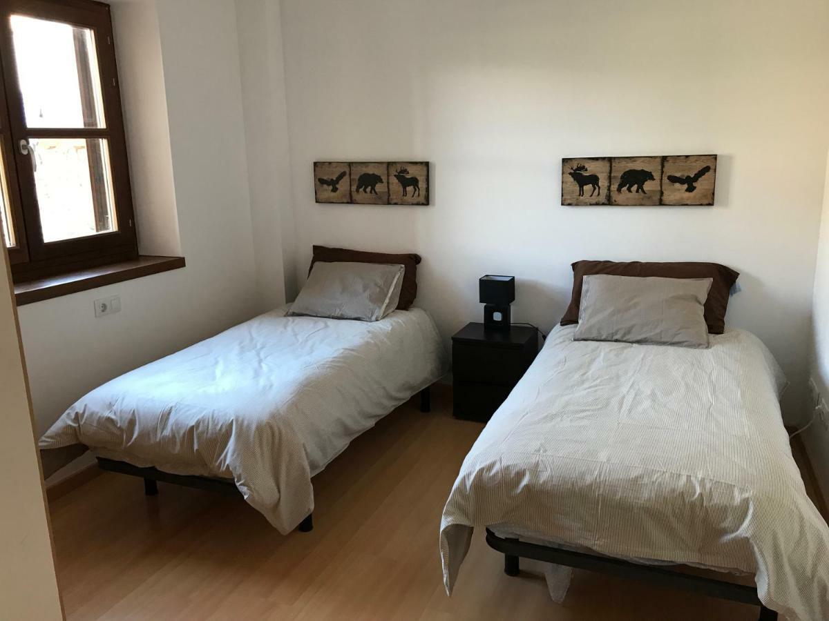Apartamento En Benasque Luaran gambar