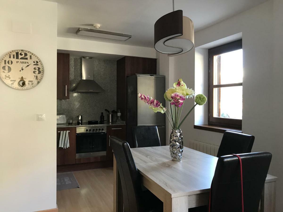 Apartamento En Benasque Luaran gambar